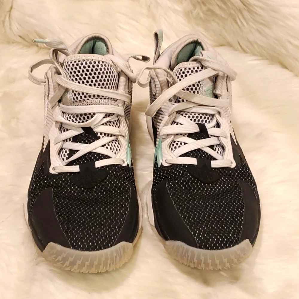 Adidas DAME 8 Damian Lillard 4th Quarter KO  Gray/Mint  Women Size 6.5